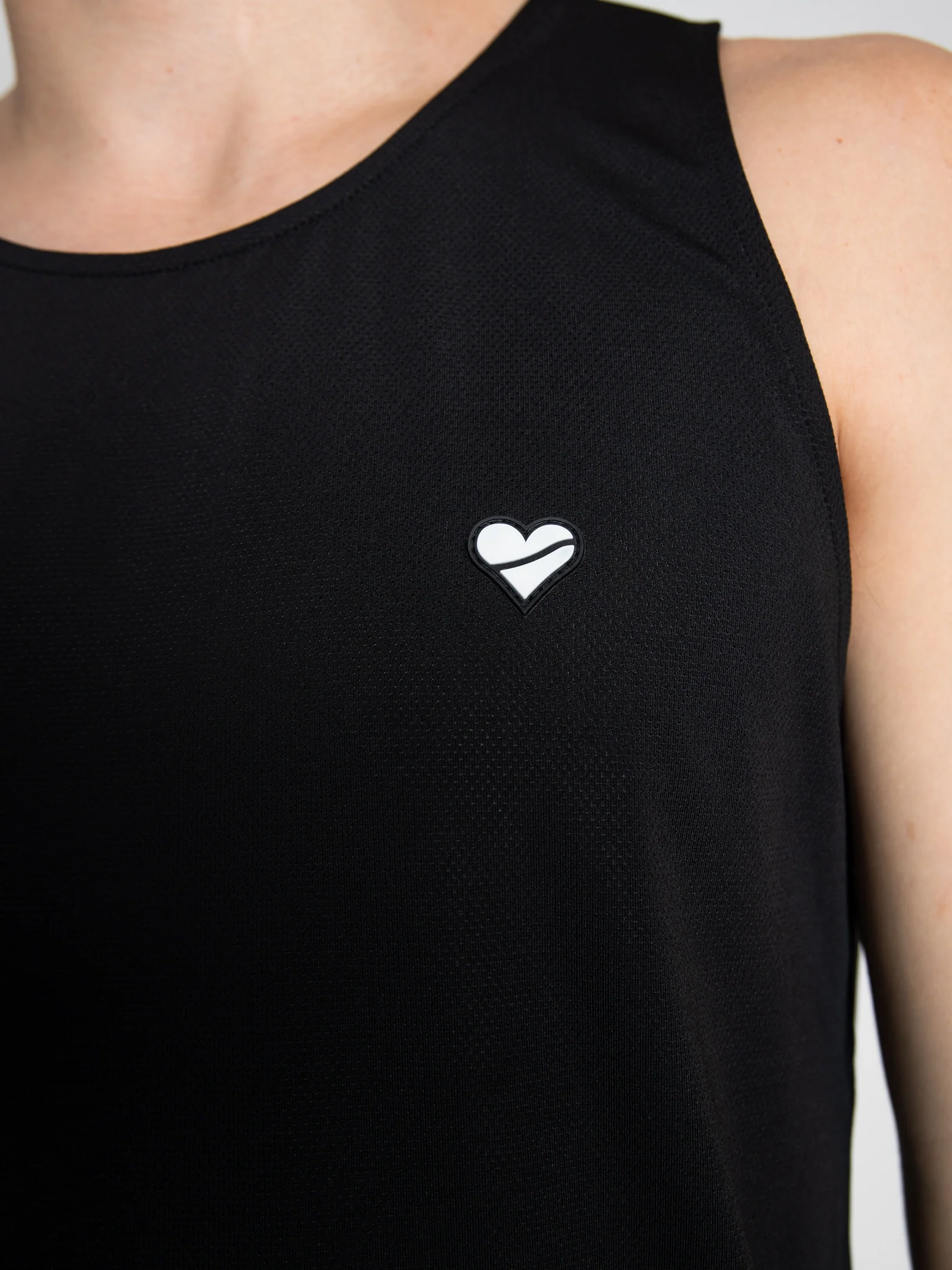 Heartbreak Men's Lincoln Singlet - Image 9