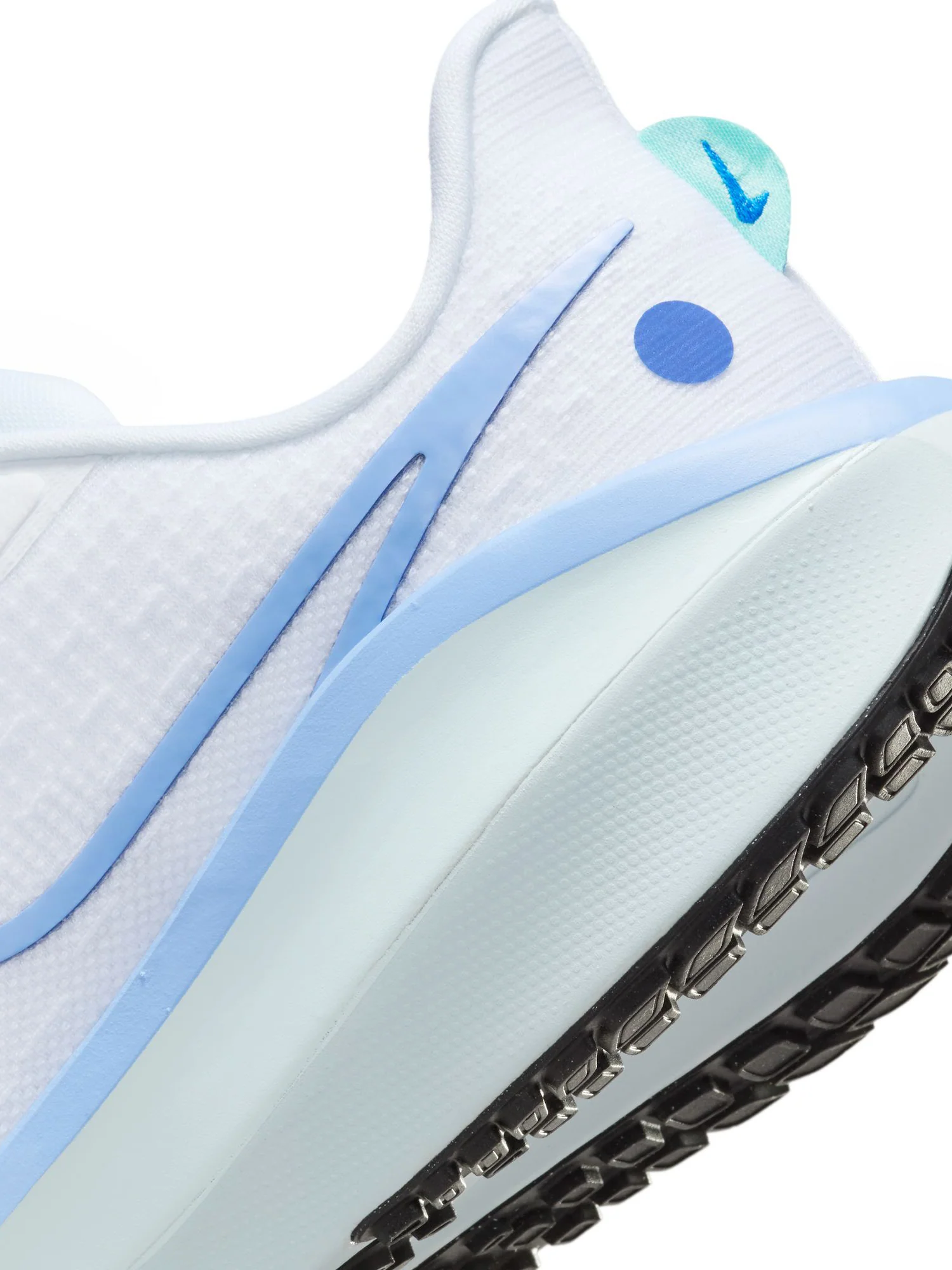 Nike Air Zoom Vomero 17 Women's Shoe - Image 66