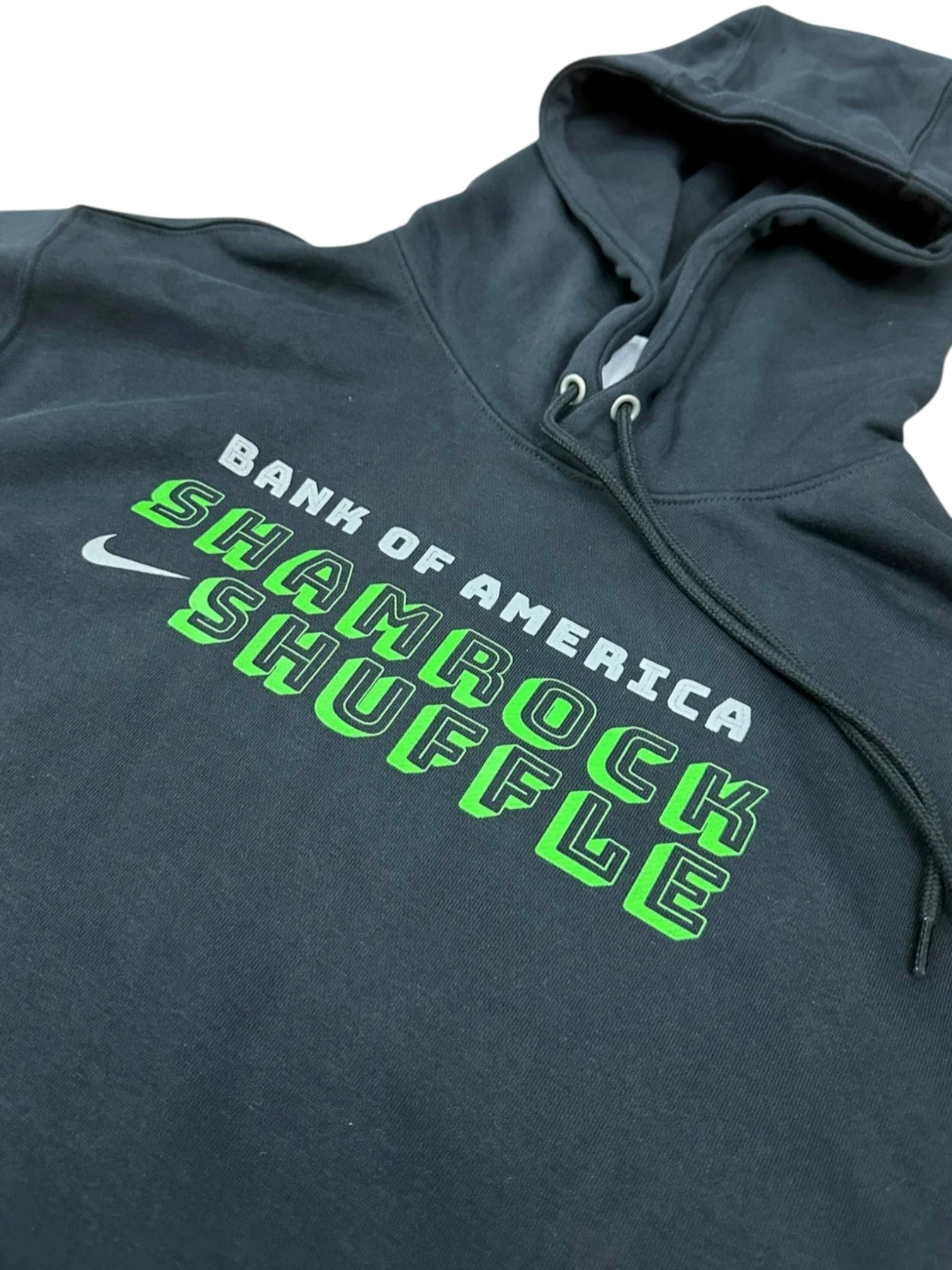 Nike Men's Bank of America Shamrock Shuffle Club Fleece Hoodie - Image 3