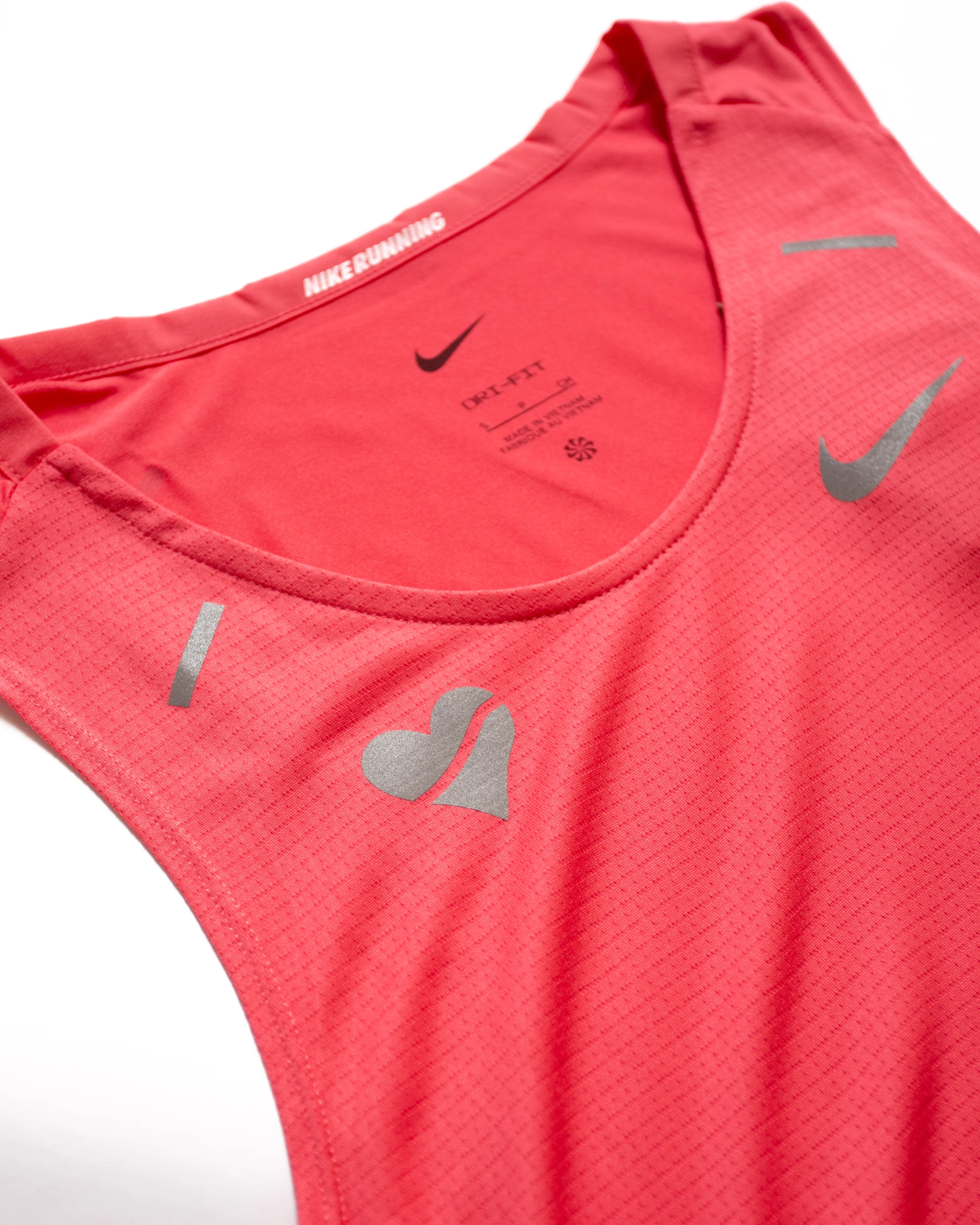 Nike Men's Dri-FIT Rise 365 Tank - Image 16