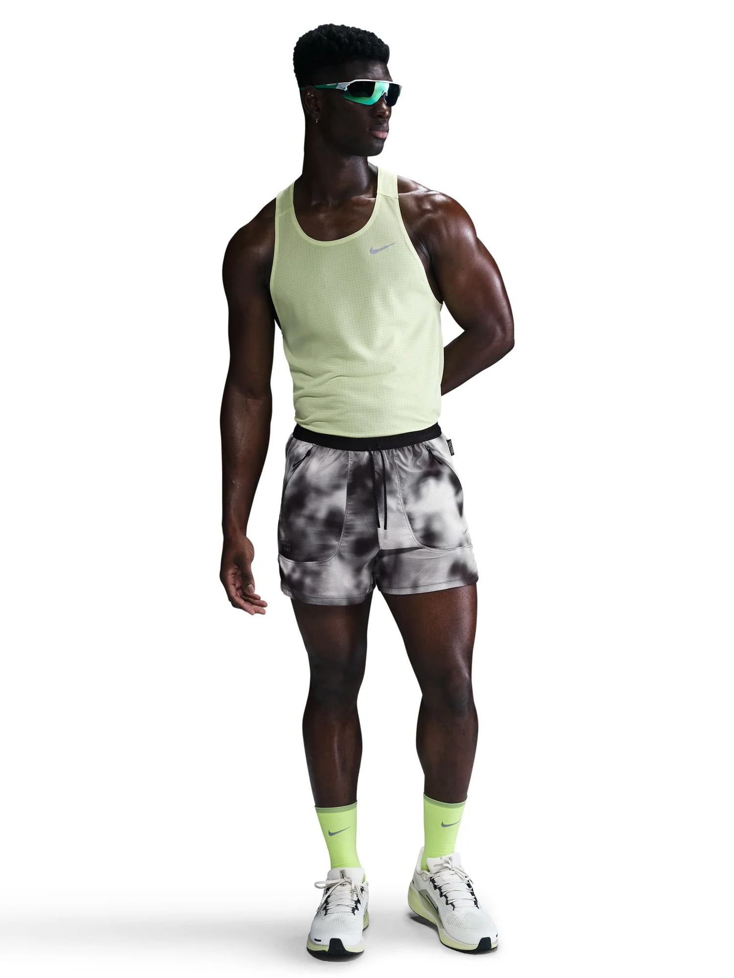 Nike Men's Running Division Dri-FIT ADV 4" Brief-Lined Running Shorts