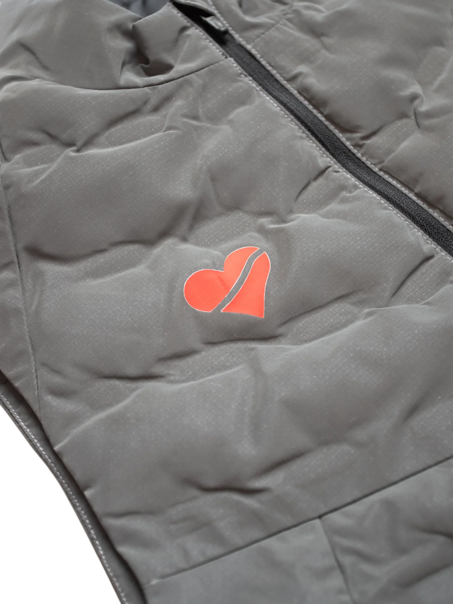 Nike Men's Therma-FIT ADV Reflective Running Vest - Image 2