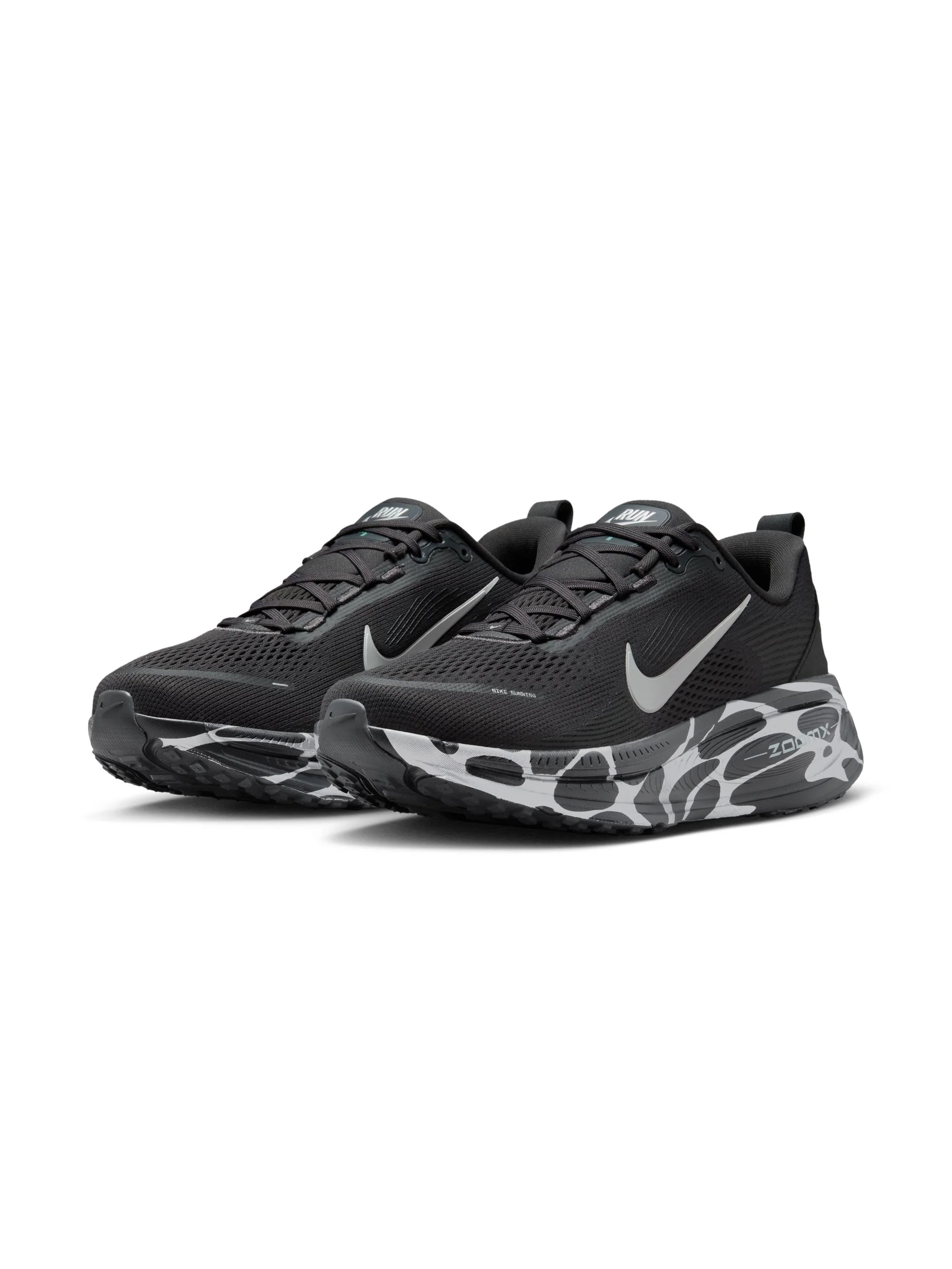 Nike Vomero 18 Men's Shoe - Image 109