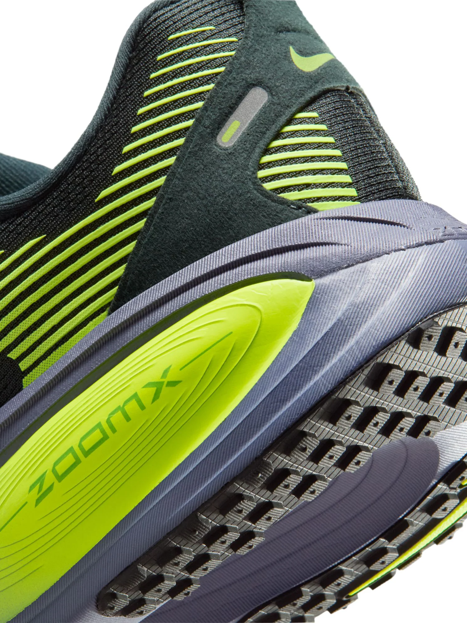 Nike Vomero 18 Men's Shoe - Image 37
