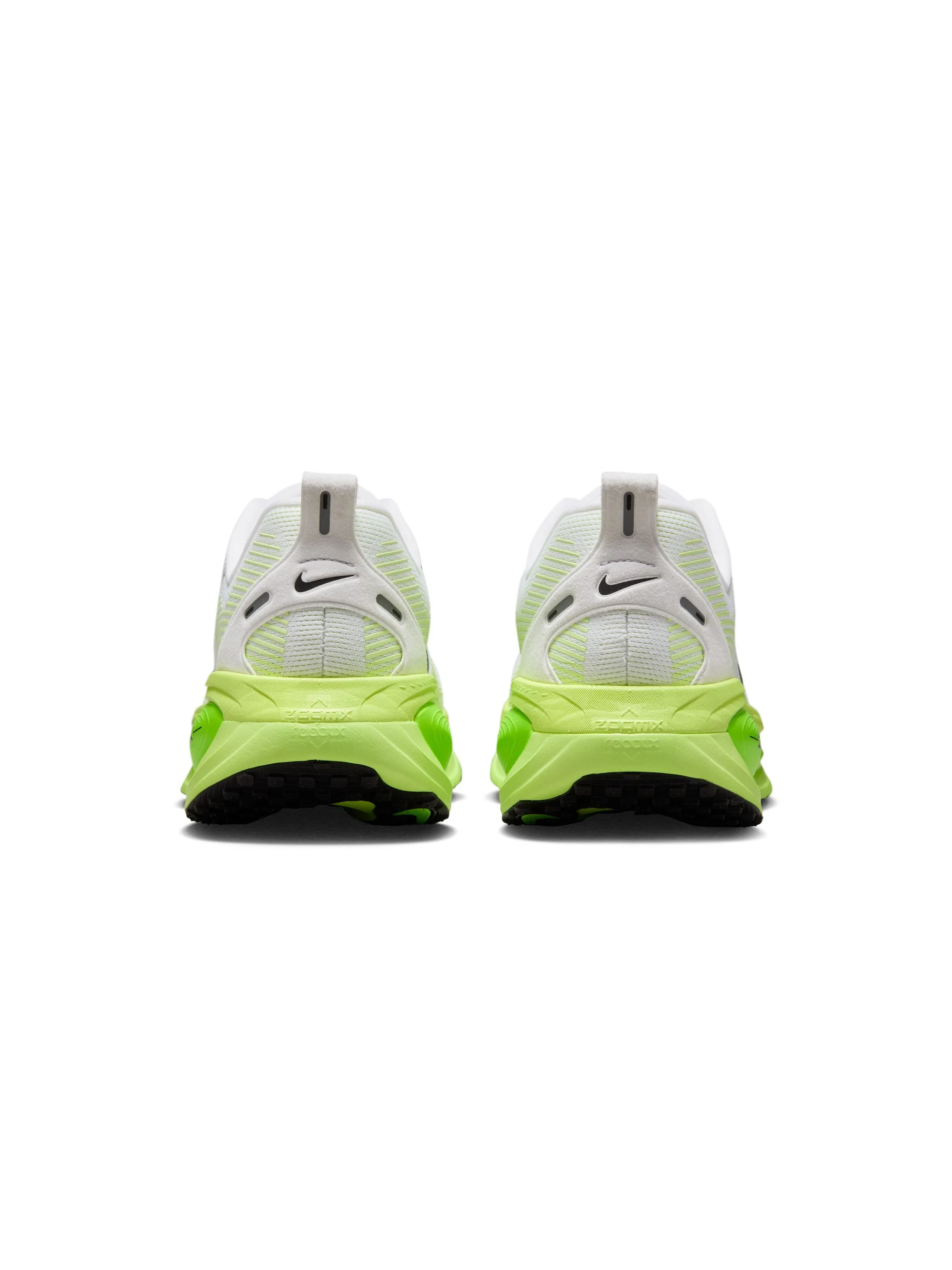 Nike Vomero 18 Men's Shoe - Image 58