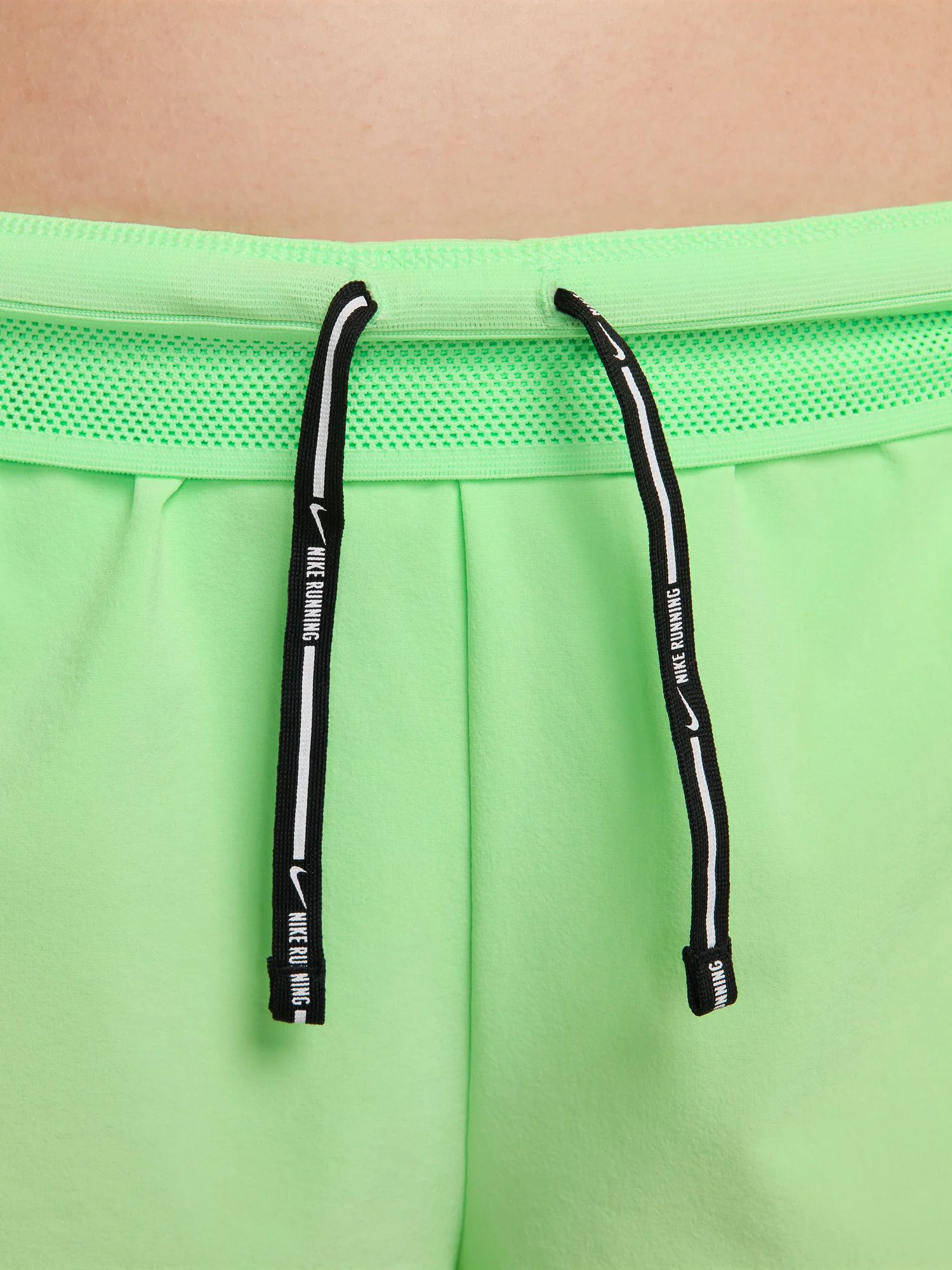 Nike Women's Aeroswift Running Shorts - Image 20