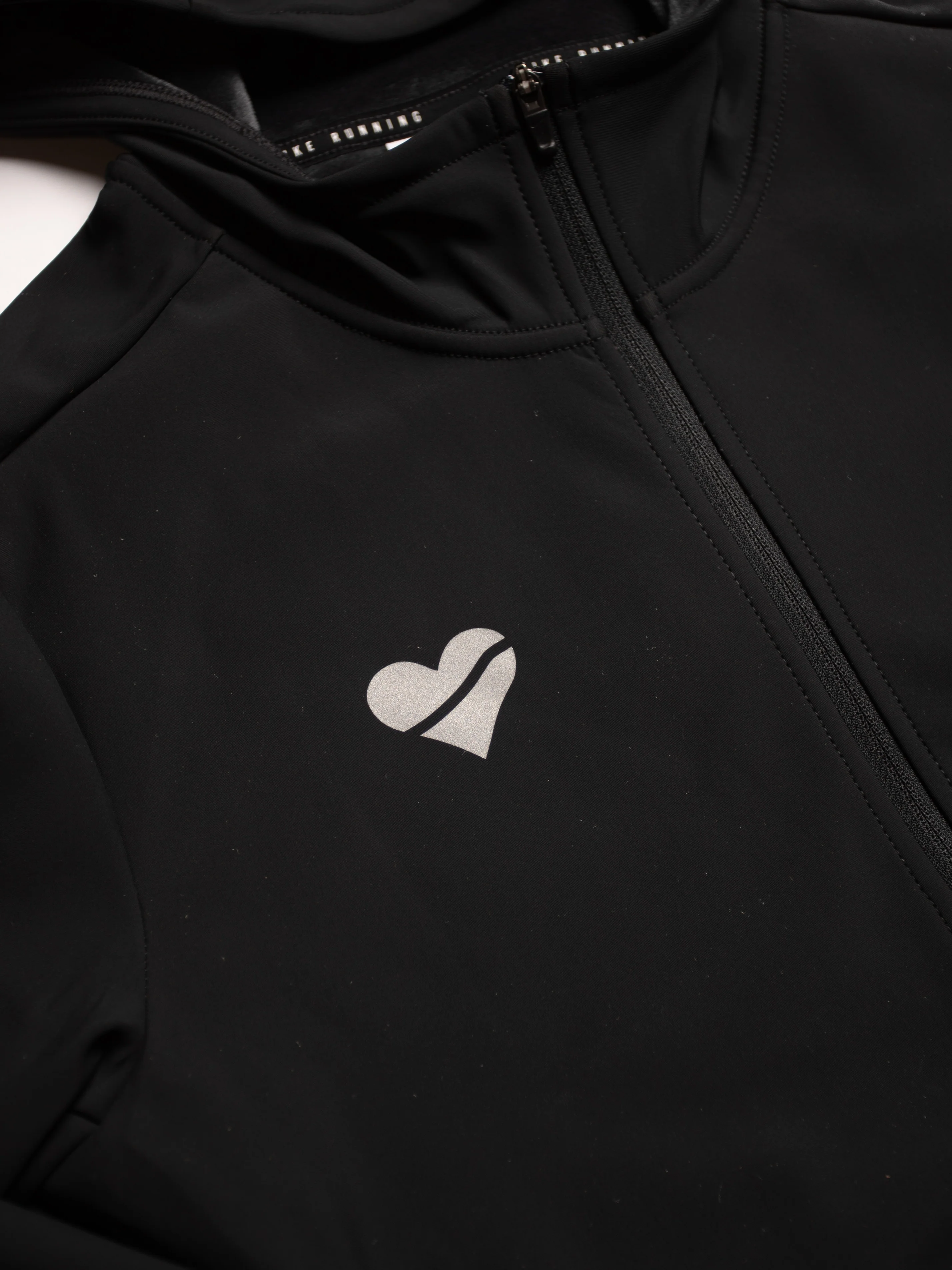 Nike Women's Swift Therma-FIT Running Jacket - Image 2