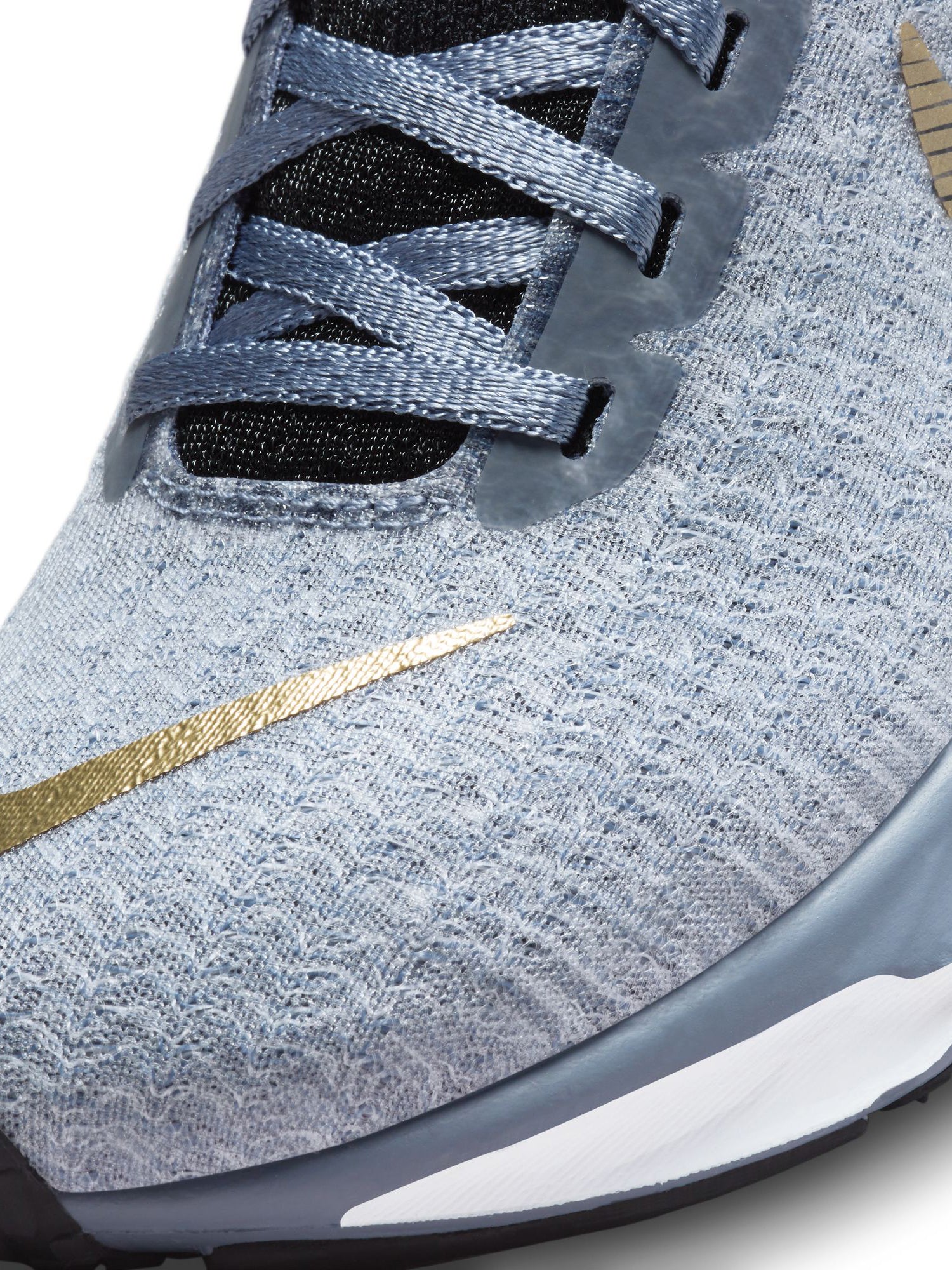 Nike ZoomX Invincible Run Flyknit 3 Women's Shoes - Image 52